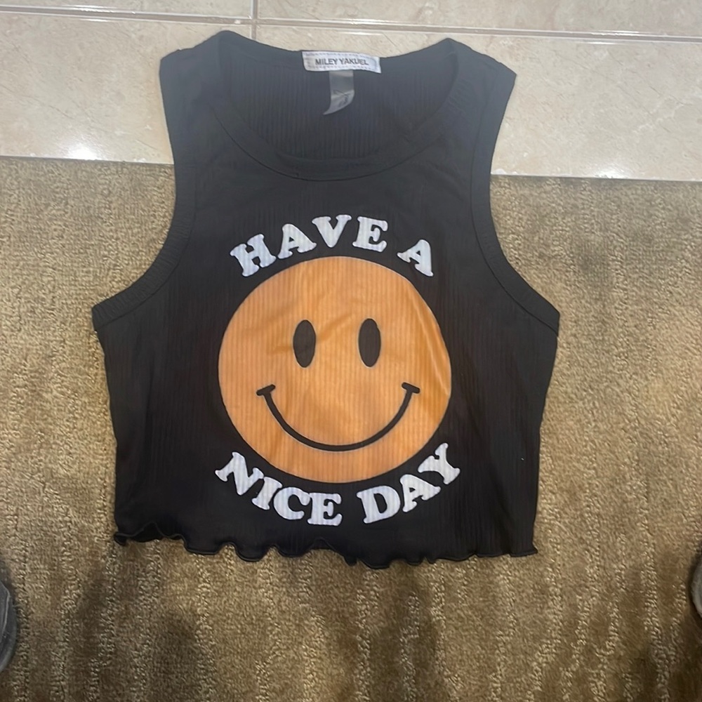 Smile cropped tank June junior small